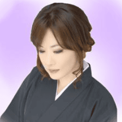 電話占いヴェルニ琥珀先生画像